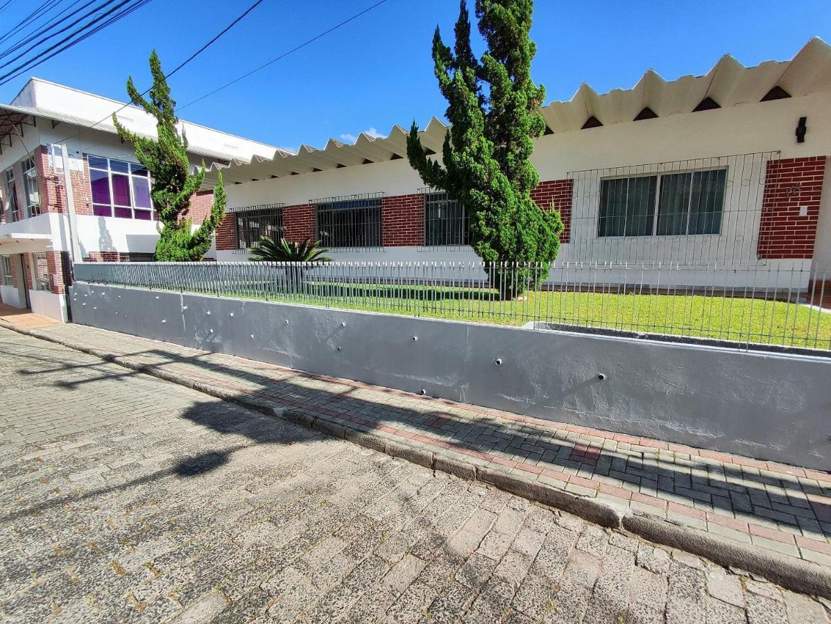 Villa Bilac 08 - Aconchegante Studio Proximo A Vila Germanica Blumenau Buitenkant foto